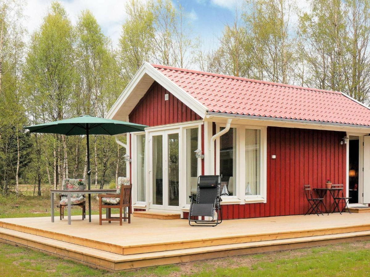 6 Person Holiday Home In Heberg Exterior foto